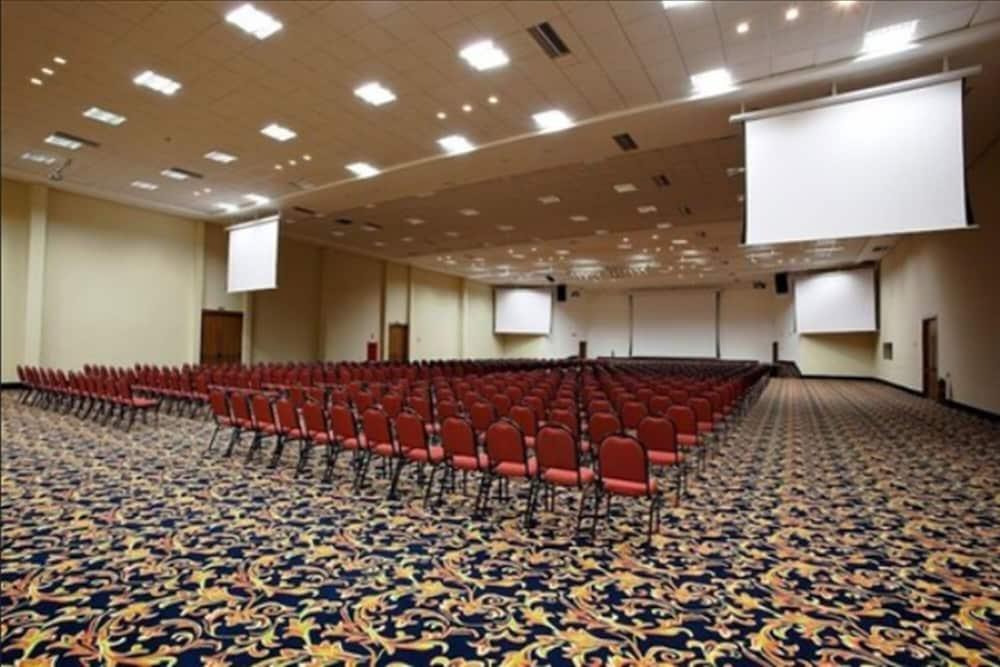 Taua Hotel 阿蒂巴亚 外观 照片